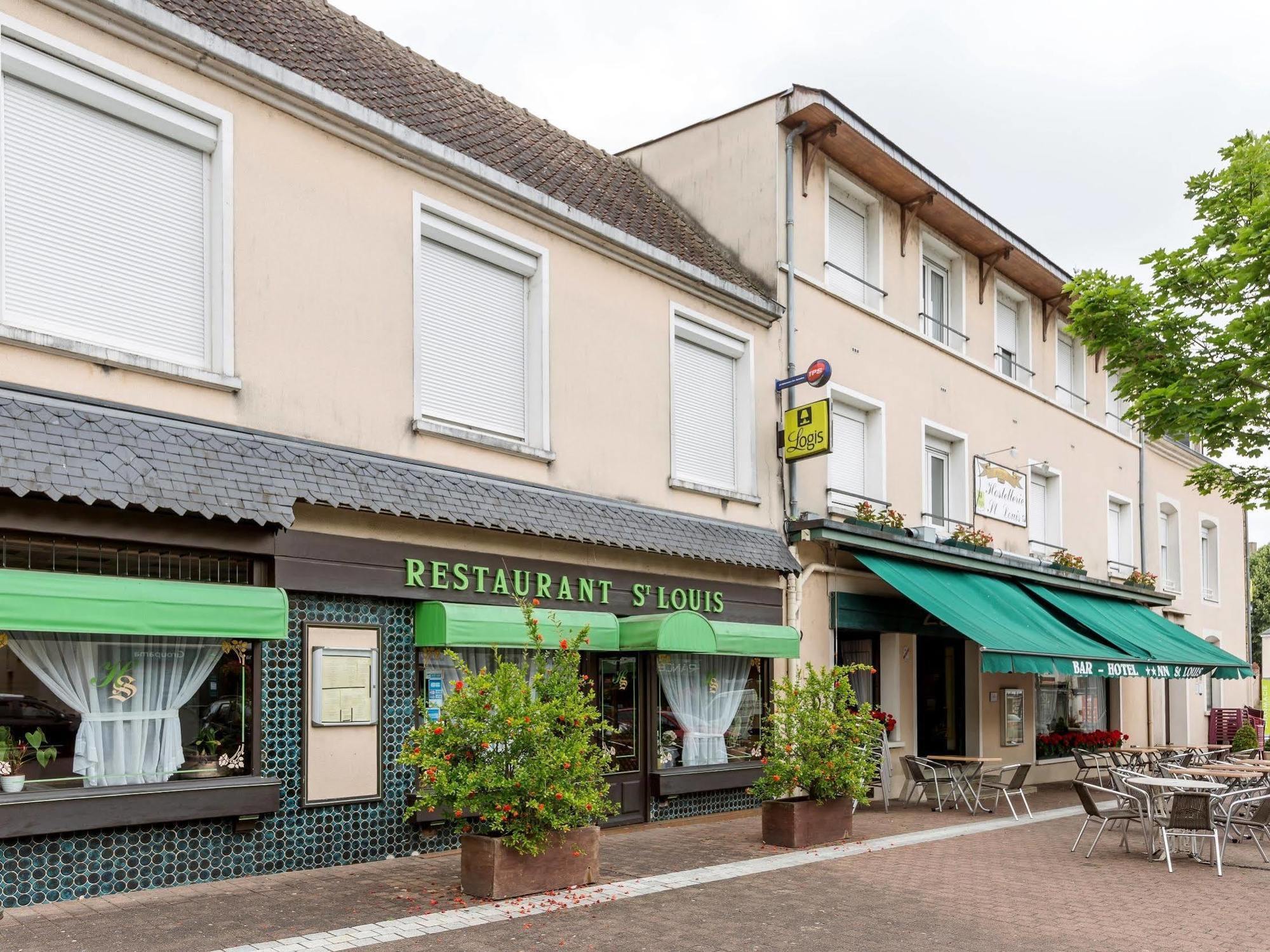 Logis Saint Louis Hotel La Suze-sur-Sarthe Exterior foto